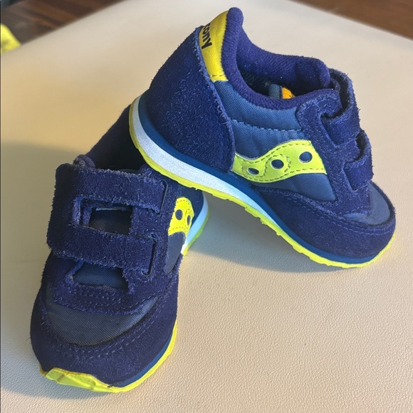 Saucony Navy and Yellow Kids Hook-and-Loop Sneakers - Picture 3 of 11